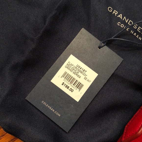 Grand Series Crossbody Purse - Picture 3 of 3